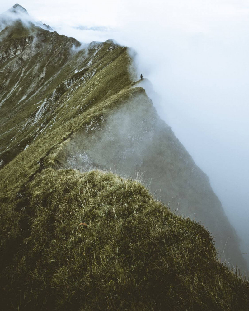 A ridge in the fog